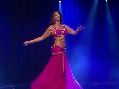 Curvy Muslim Arab Belly Dancer