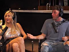 Carly Lawrence and Joey Joys Double Penetration Date
